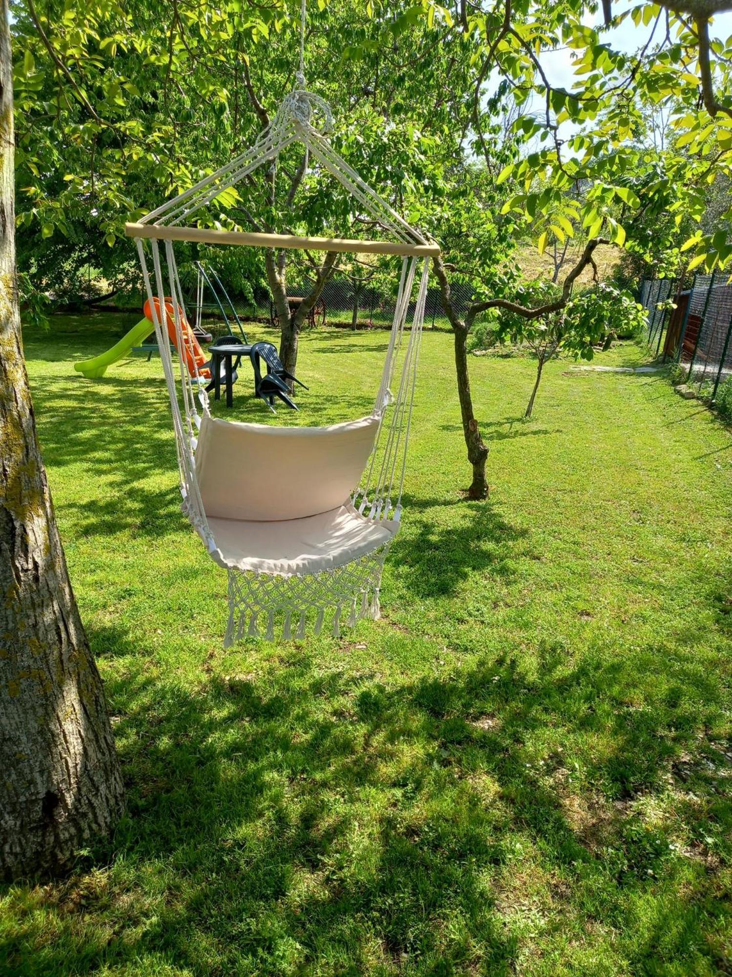 Il Casale Di Aurora Country House Colmurano Екстериор снимка