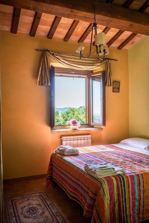 Il Casale Di Aurora Country House Colmurano Екстериор снимка