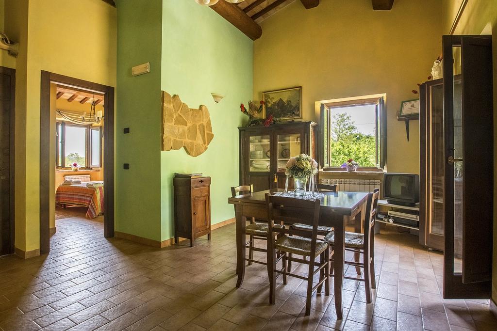 Il Casale Di Aurora Country House Colmurano Екстериор снимка